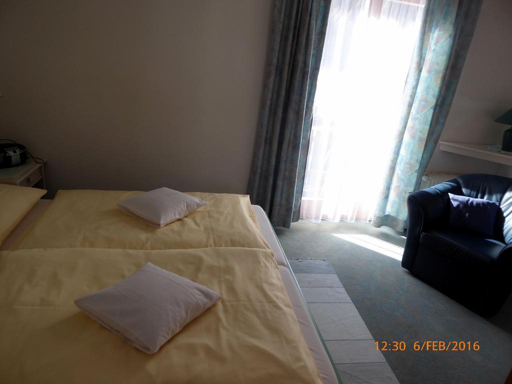 Gaestehaus Truskaller Hotel มัลล์นิทซ์ ภายนอก รูปภาพ