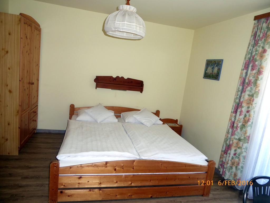 Gaestehaus Truskaller Hotel มัลล์นิทซ์ ห้อง รูปภาพ