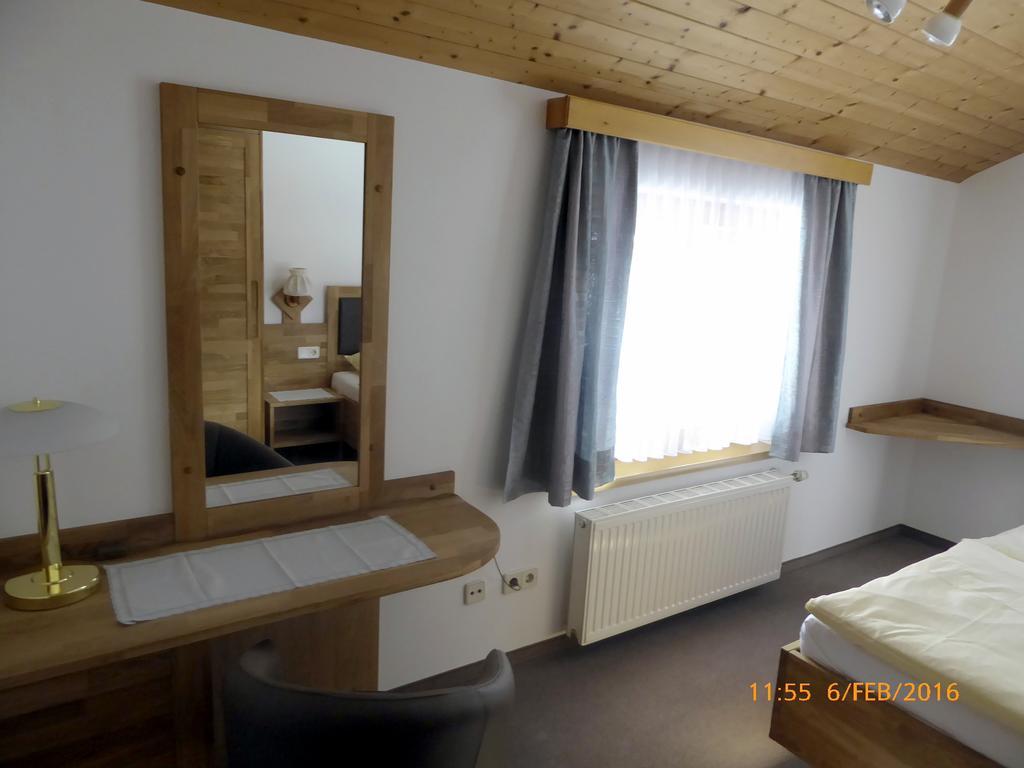 Gaestehaus Truskaller Hotel มัลล์นิทซ์ ห้อง รูปภาพ