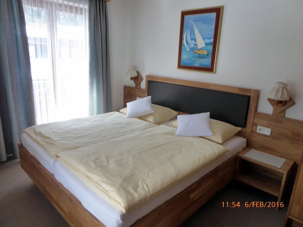 Gaestehaus Truskaller Hotel มัลล์นิทซ์ ห้อง รูปภาพ