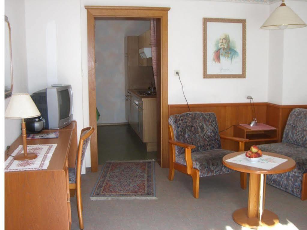 Gaestehaus Truskaller Hotel มัลล์นิทซ์ ภายนอก รูปภาพ